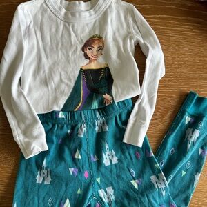 Hanna Andersson Disney frozen  Anna PJs